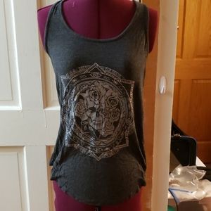 Grey Skull Tank